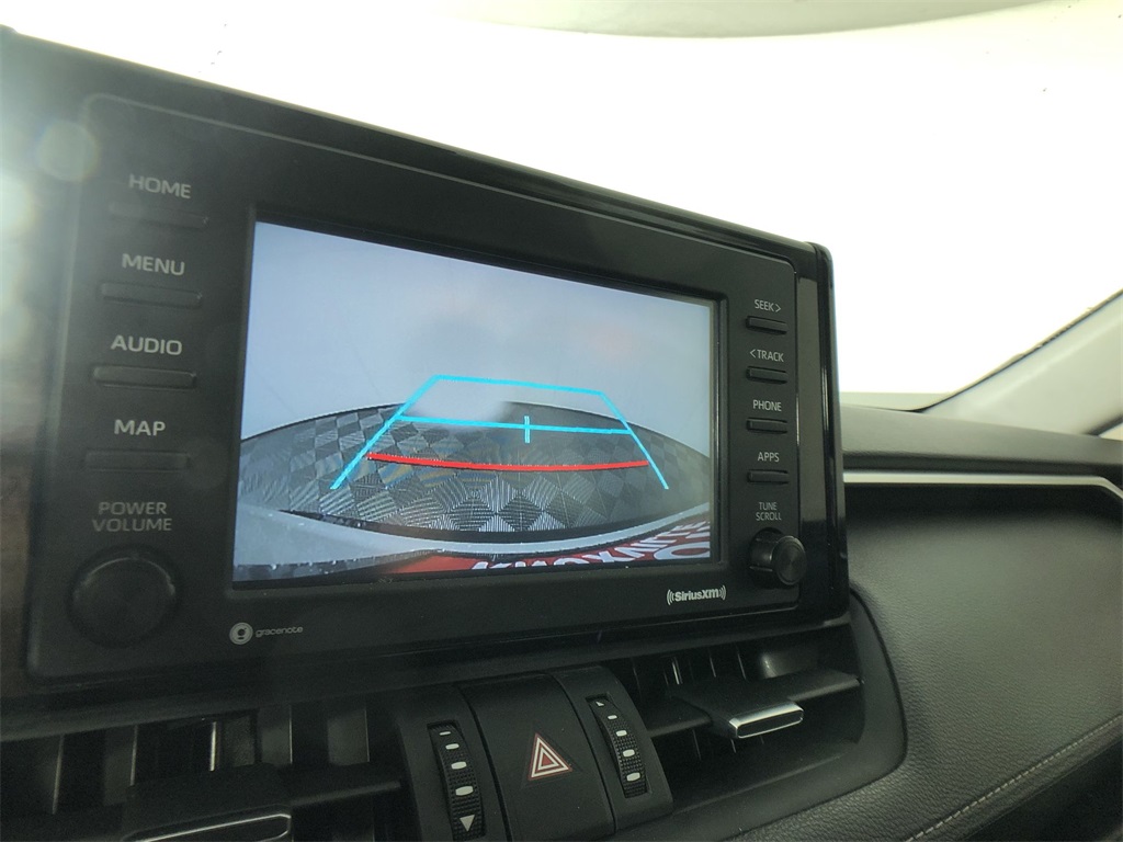 2022 Toyota RAV4 Hybrid XLE Premium photo 11