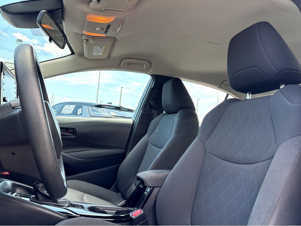 2022 Toyota Corolla LE photo 16