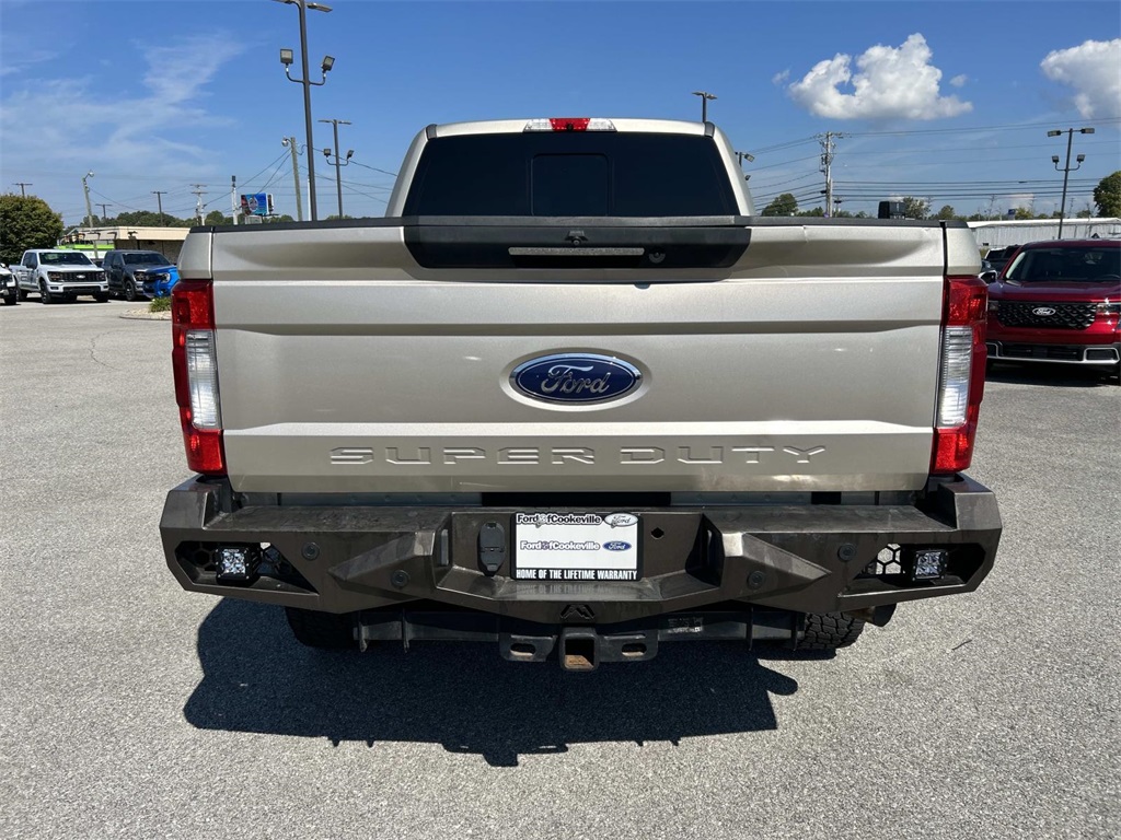 2017 Ford F-250 Lariat photo 4