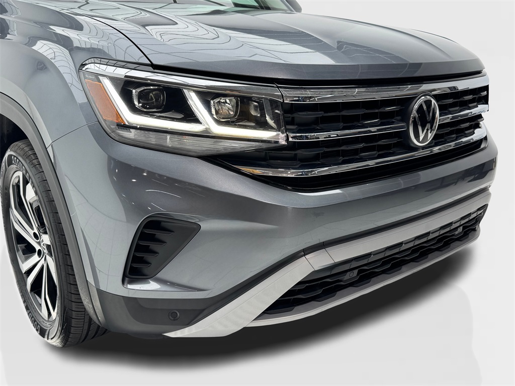 2023 Volkswagen Atlas SEL photo 3