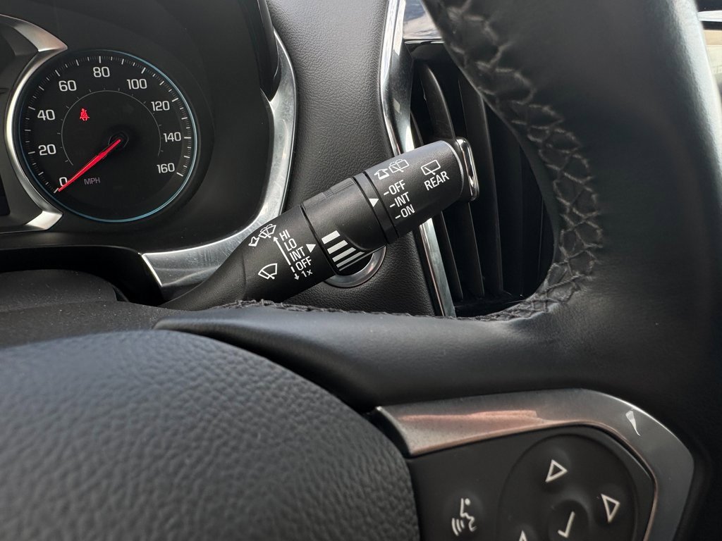 2023 Chevrolet Traverse Cloth photo 14