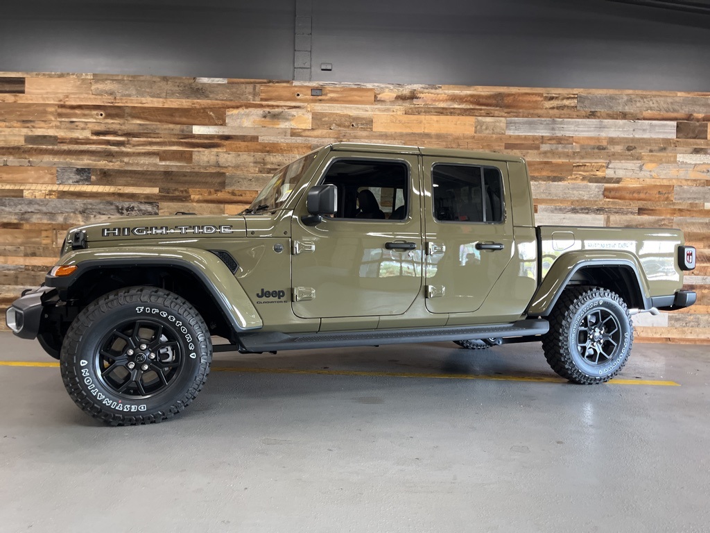 2025 Jeep Gladiator Sport photo 48