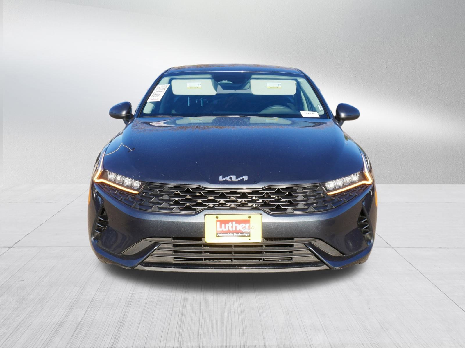 2023 Kia K5 LXS photo 2