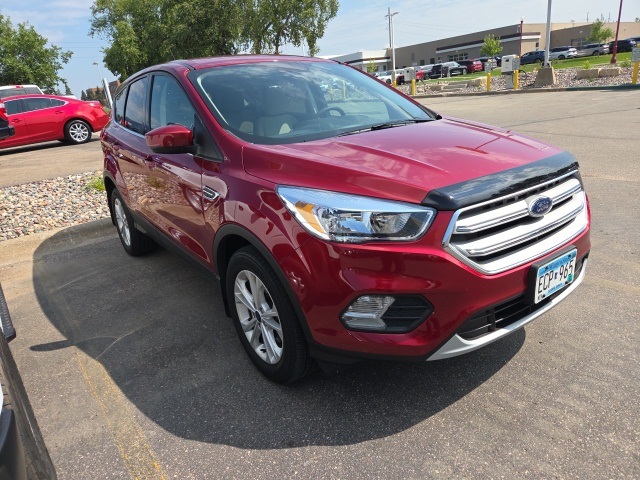 Used 2019 Ford Escape SE with VIN 1FMCU9GD0KUC27081 for sale in Apple Valley, Minnesota