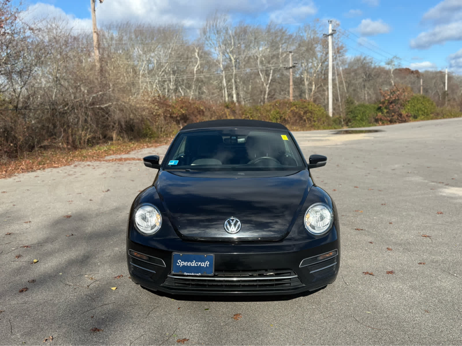 2017 Volkswagen Beetle 1.8T SE photo 2