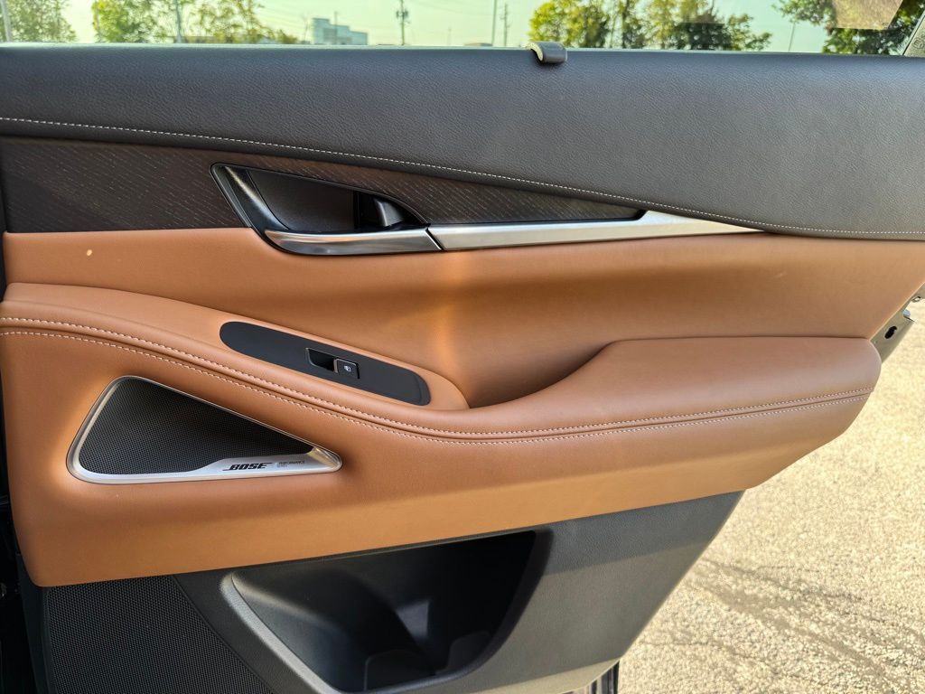 2025 Infiniti QX60 Sensory photo 27