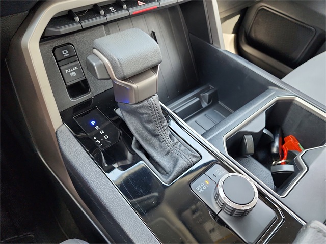 2022 Toyota Tundra SR5 photo 24