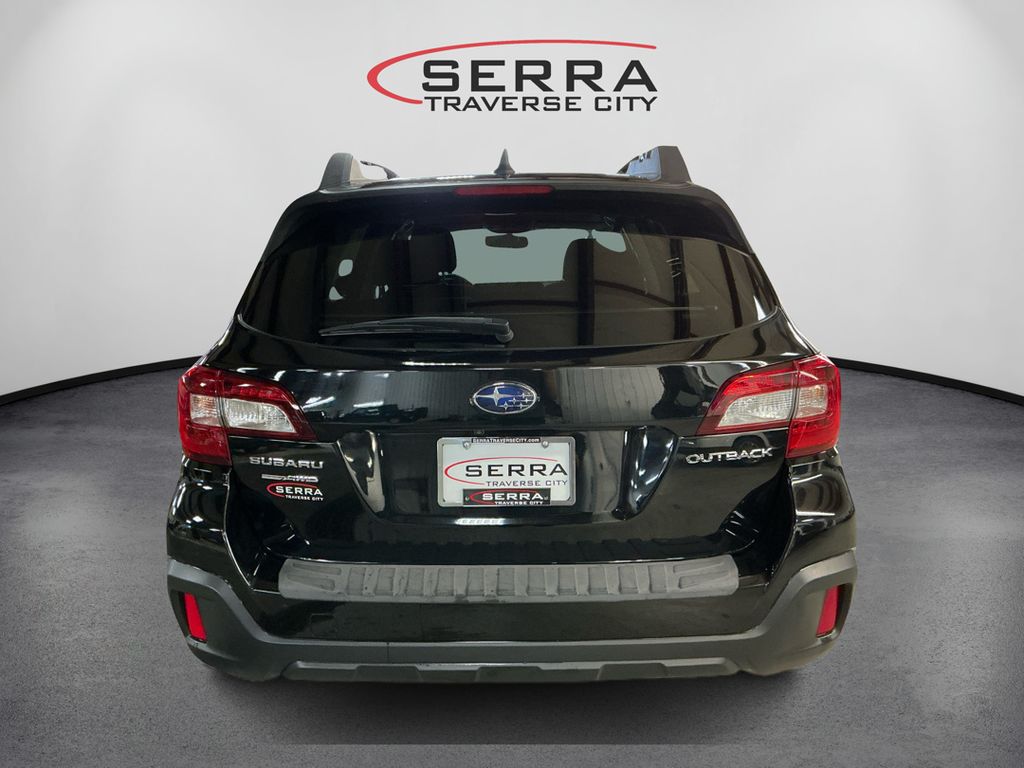 2018 Subaru Outback 2.5i Premium photo 6