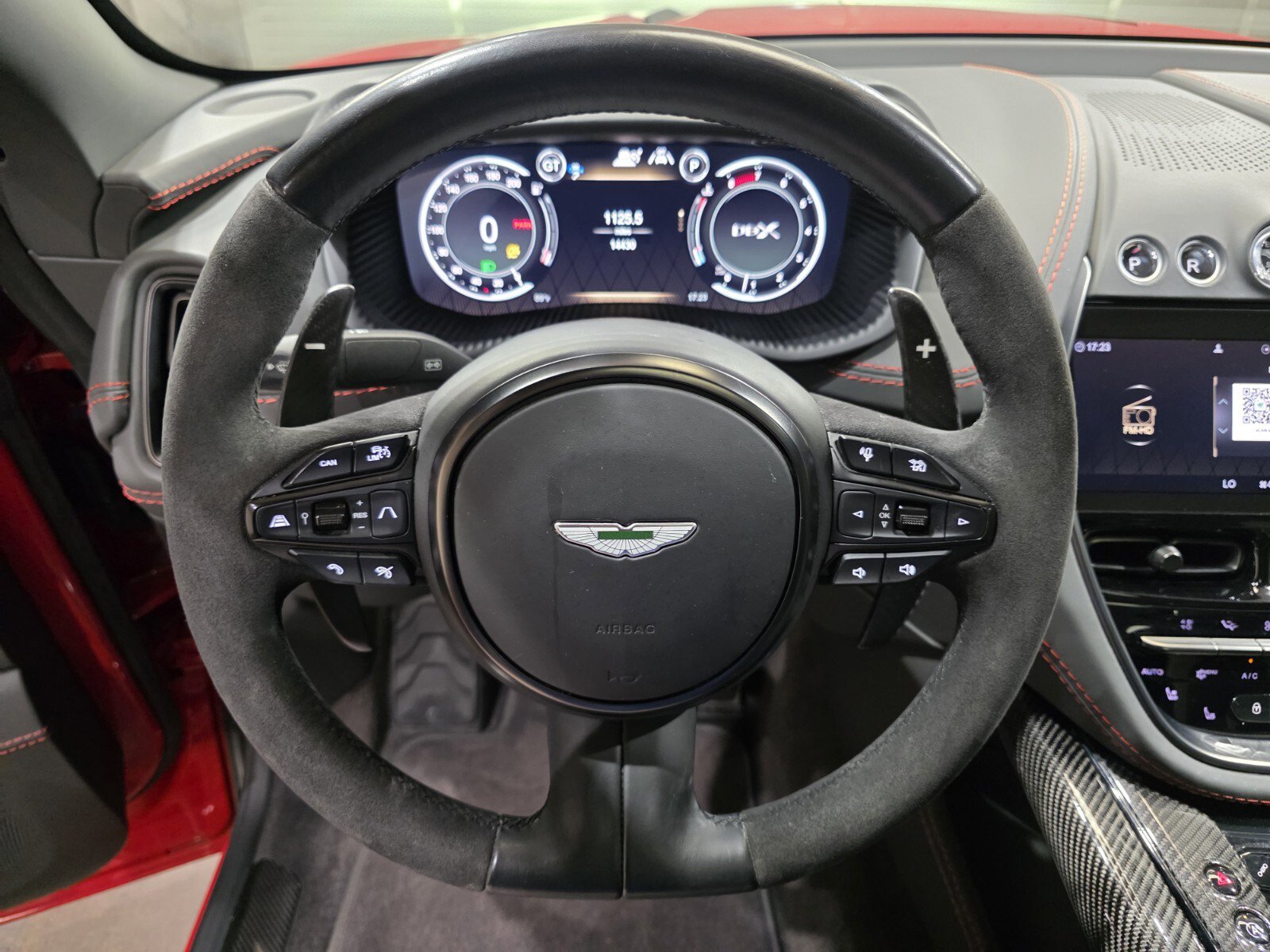 2023 Aston Martin DBX DBX707 photo 11