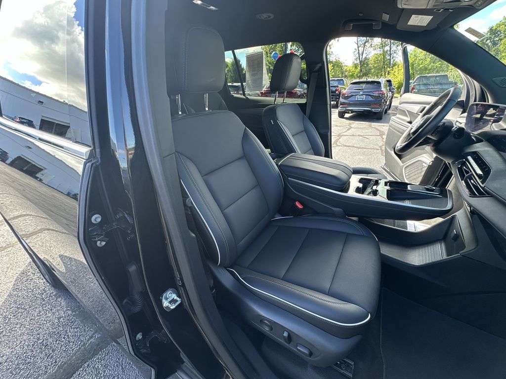 2025 BUICK ENCLAVE - Image 20