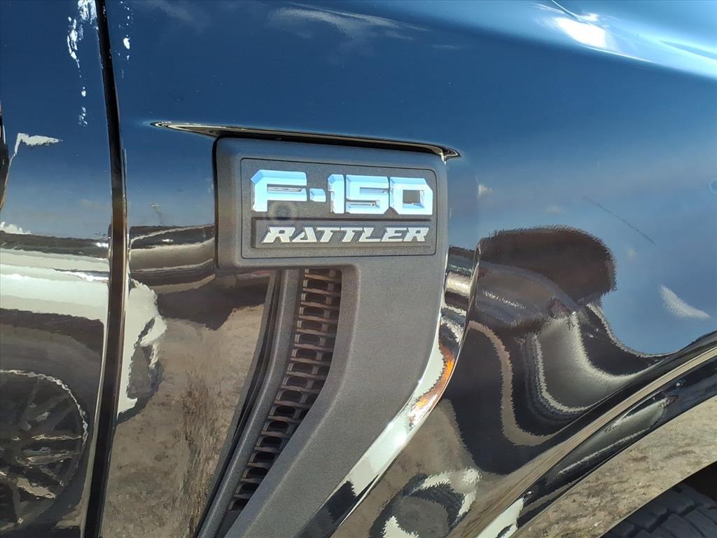 2023 Ford F-150 XL photo 3