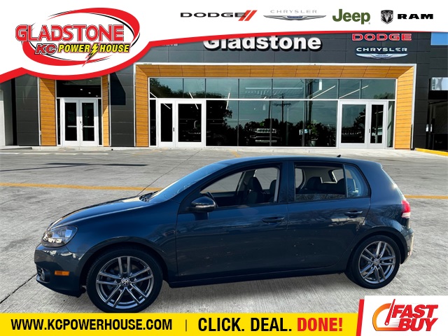 2012 Volkswagen Golf Base's photo