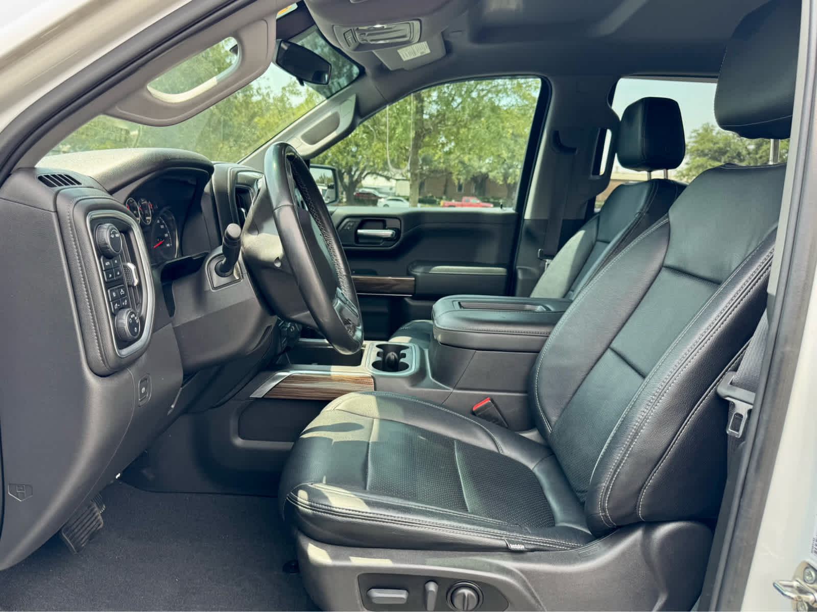 2021 Chevrolet Silverado 1500 LT Trail Boss photo 12