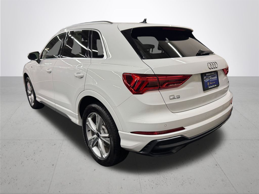 2022 Audi Q3 Premium S line photo 3