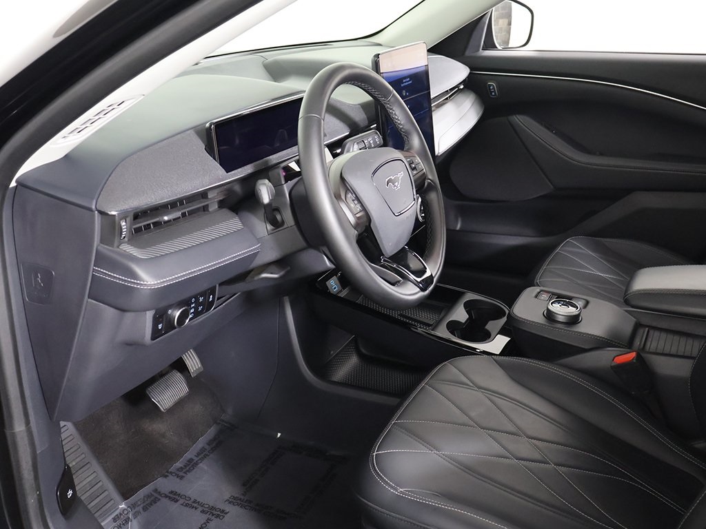 2024 Ford Mustang Mach-E Select photo 16