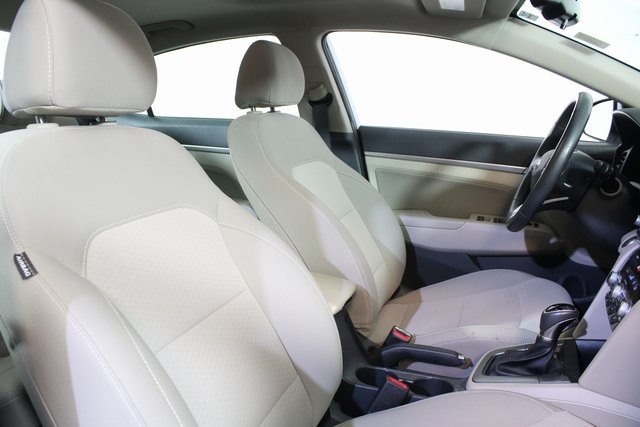 2020 Hyundai Elantra Value Edition photo 10