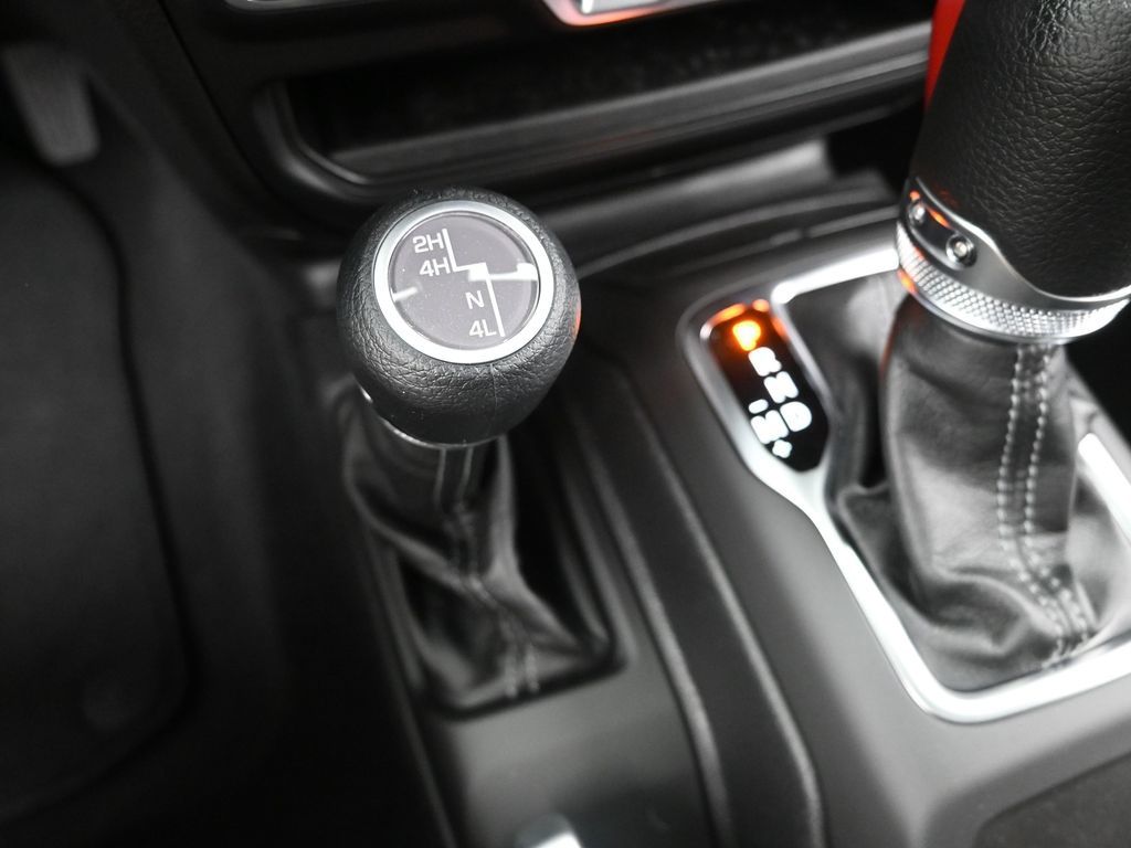 2025 Jeep Wrangler Sport S photo 16