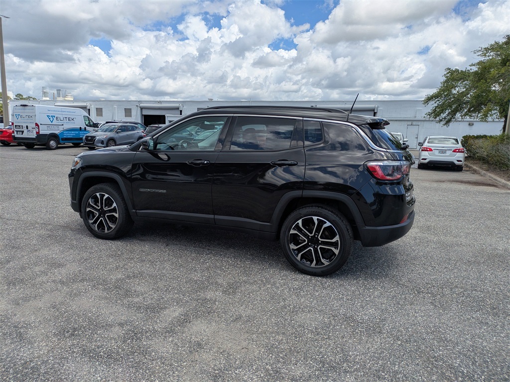 2022 Jeep Compass Limited photo 3