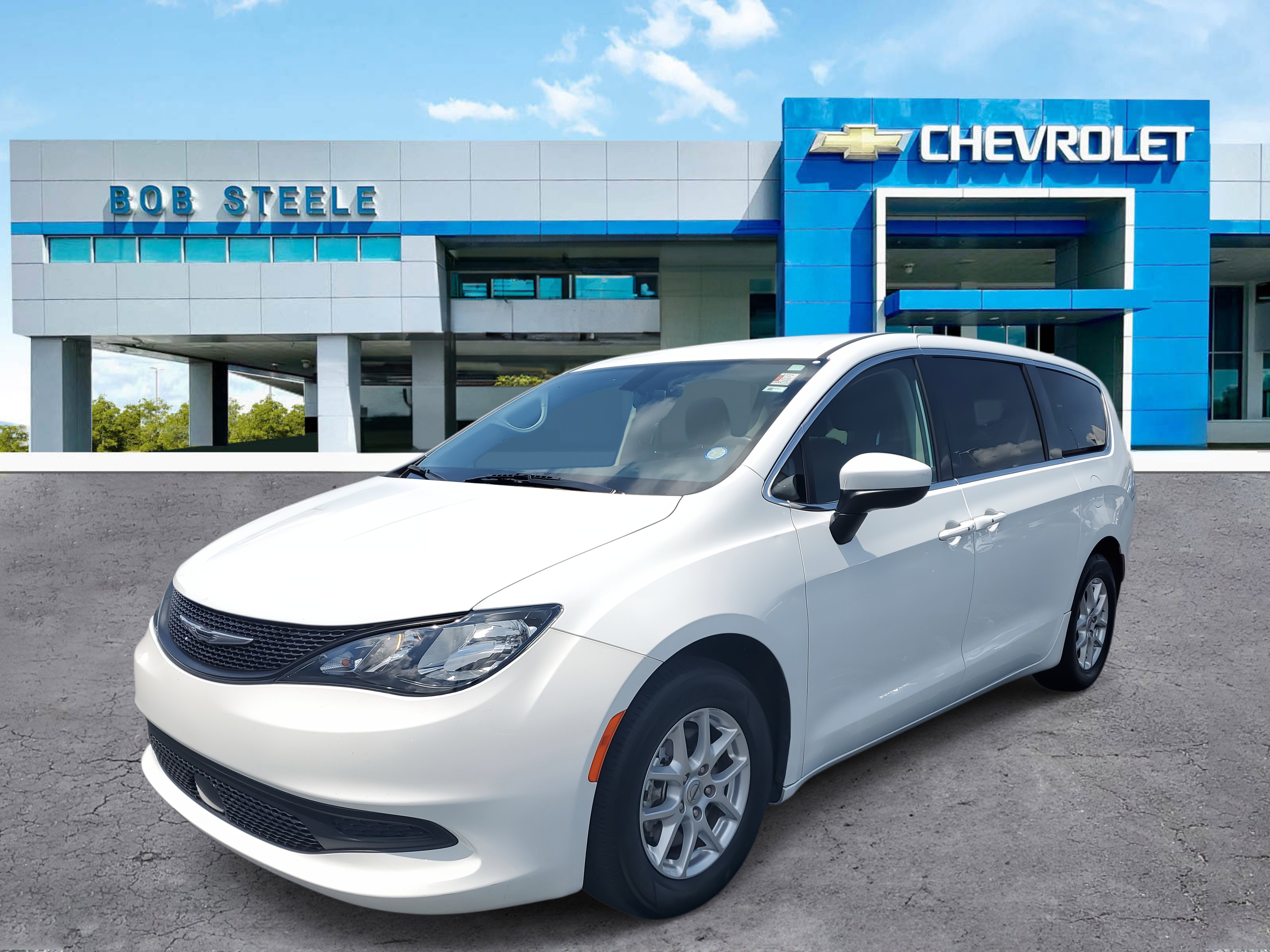 2022 Chrysler Voyager LX photo 3