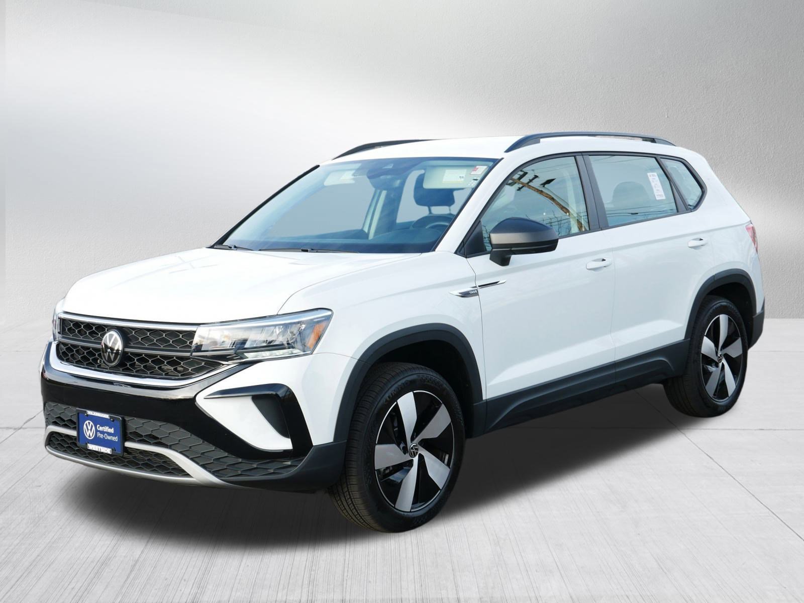 2024 Volkswagen Taos S photo 3