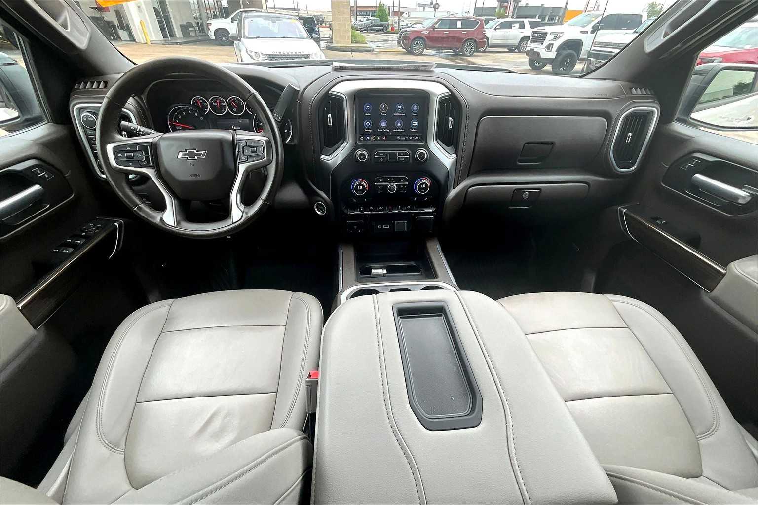 2021 Chevrolet Silverado 1500 RST photo 14