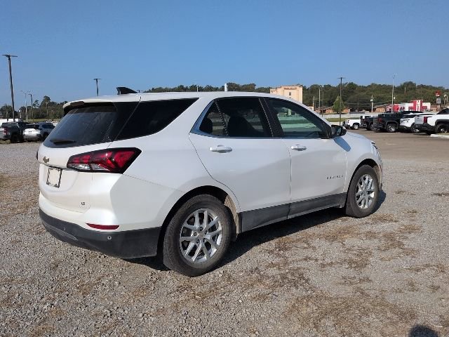 2022 Chevrolet Equinox LT photo 3