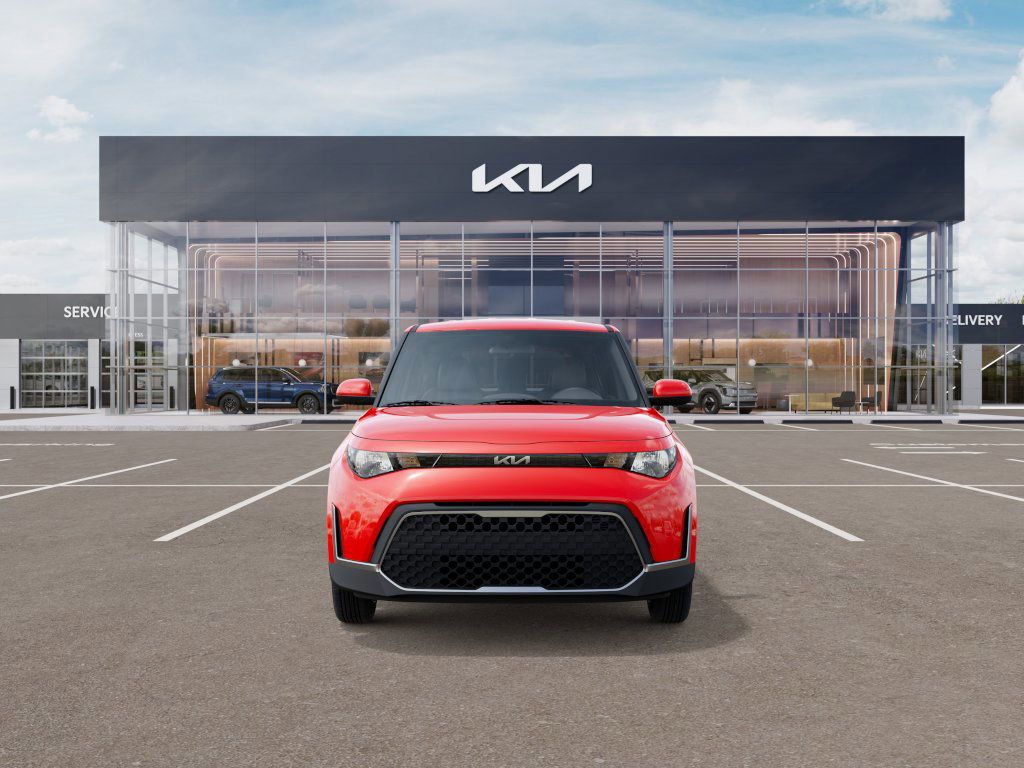 2025 Kia Soul S photo 2