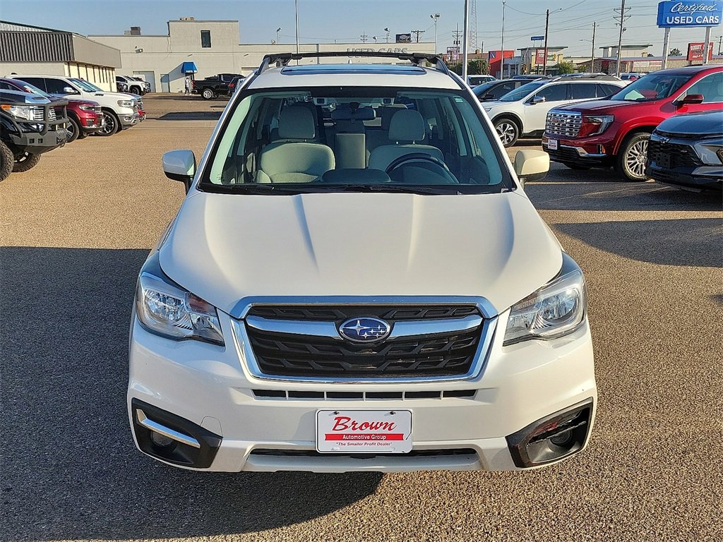 2018 Subaru Forester Premium photo 3