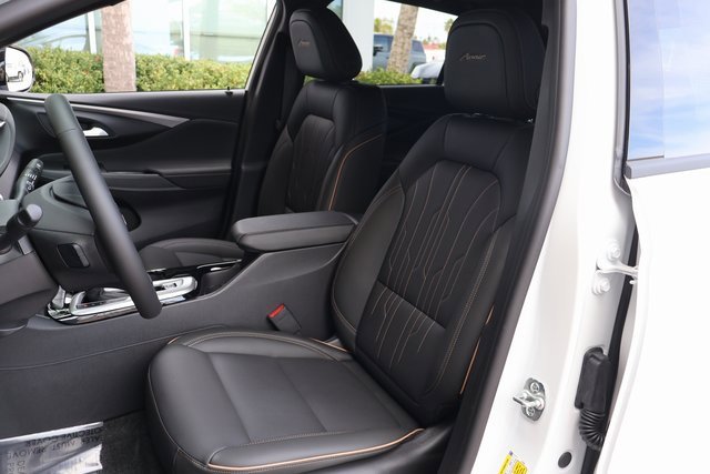 2025 Buick Envista Avenir photo 11