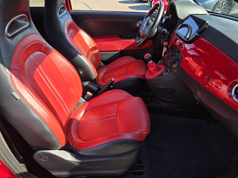 2013 Fiat 500 Abarth photo 13