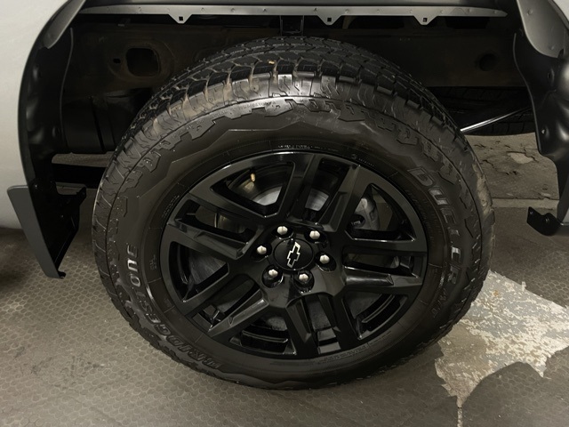 2024 Chevrolet Silverado 1500 Custom photo 21