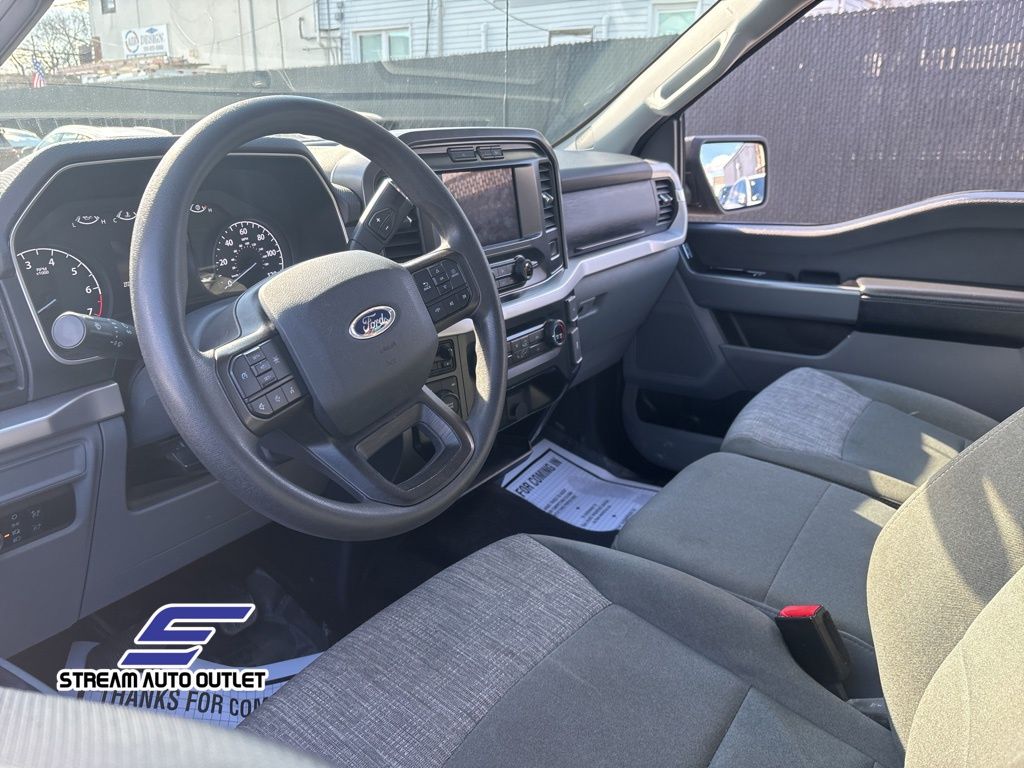2023 Ford F-150 XLT photo 16