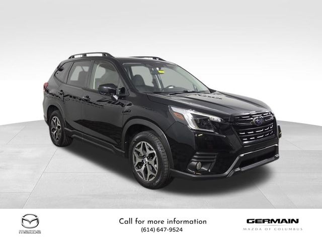 2022 Subaru Forester Premium photo 3