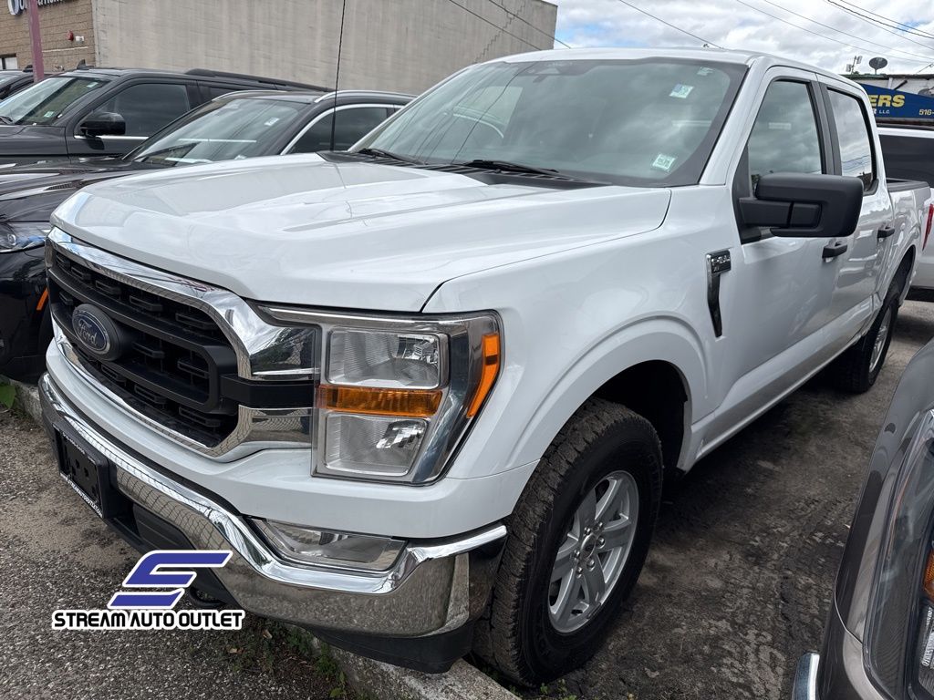 2022 Ford F-150 XLT photo 2
