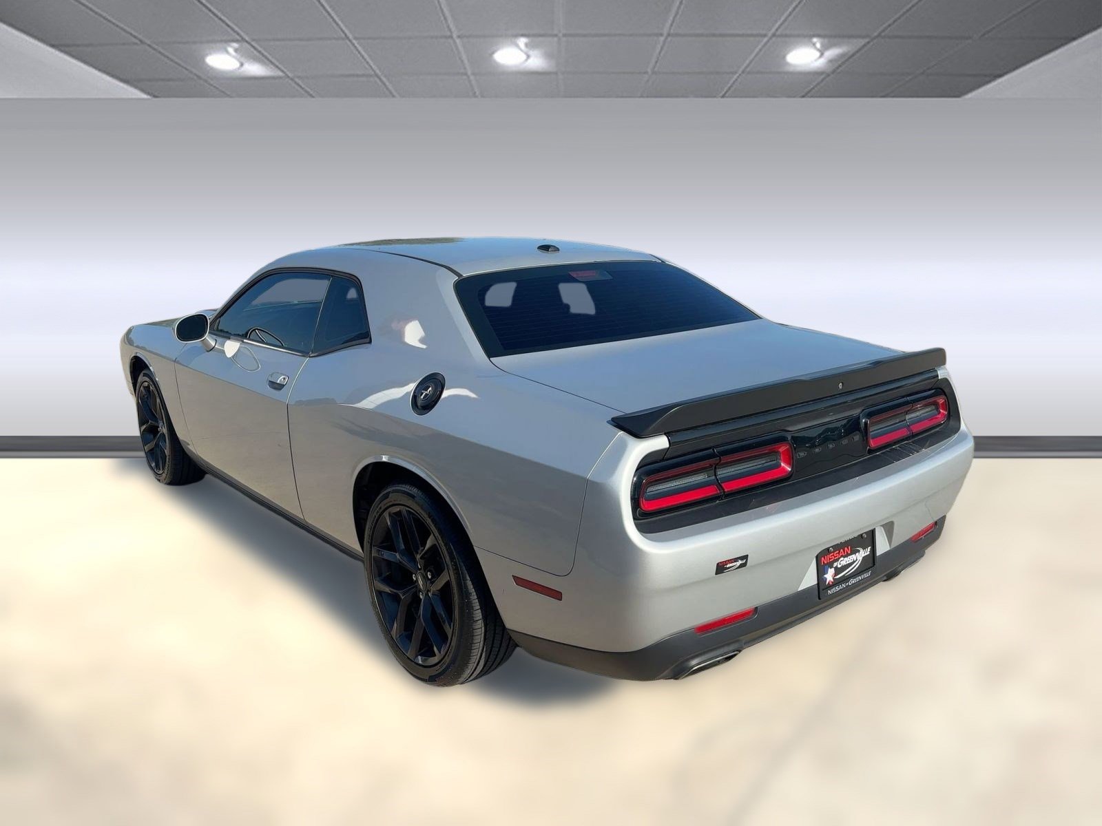 2020 Dodge Challenger SXT photo 3