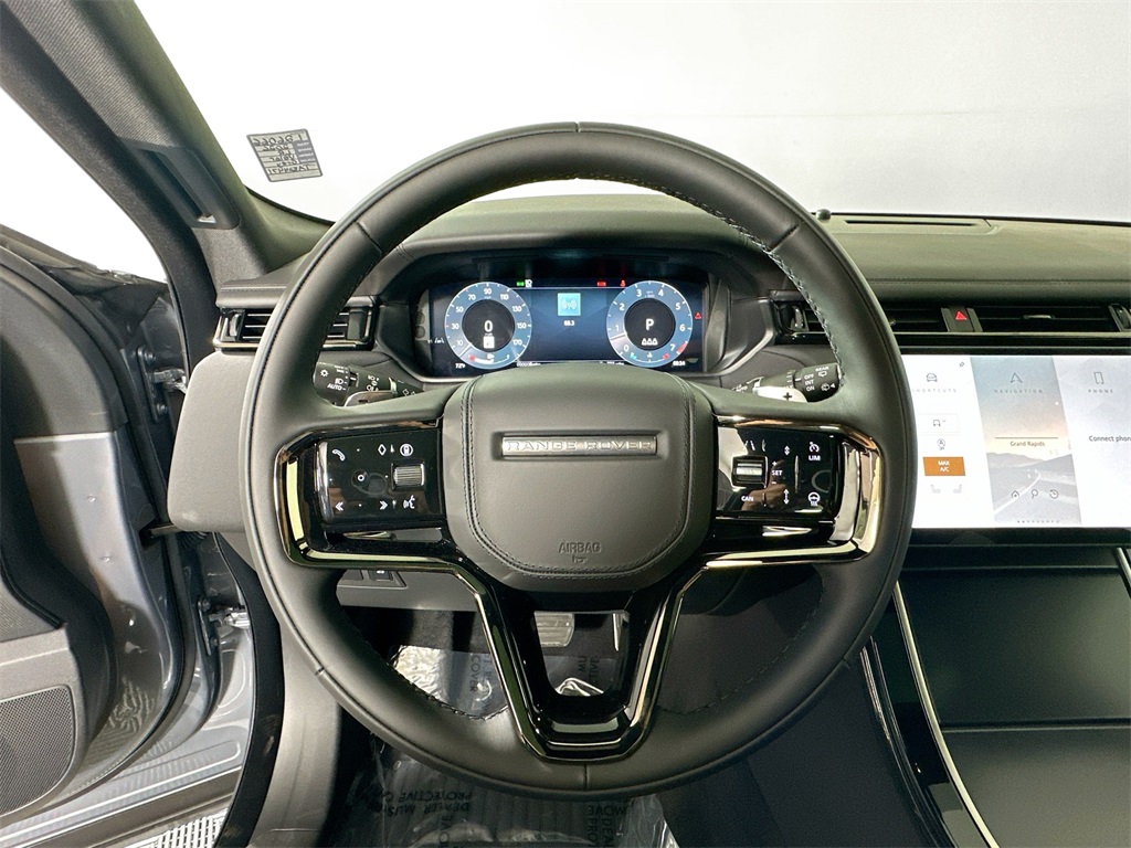 2026 Land Rover Range Rover Velar SE photo 12