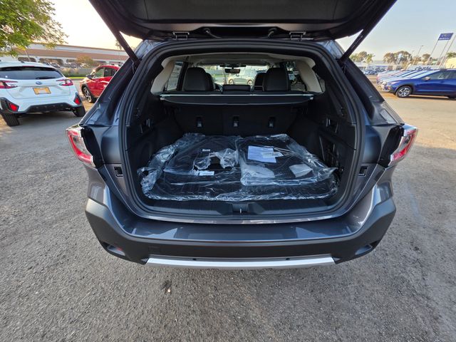 2025 Subaru Outback Limited photo 9