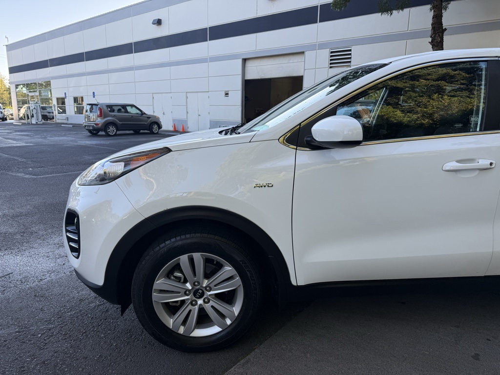 2017 Kia Sportage LX photo 4