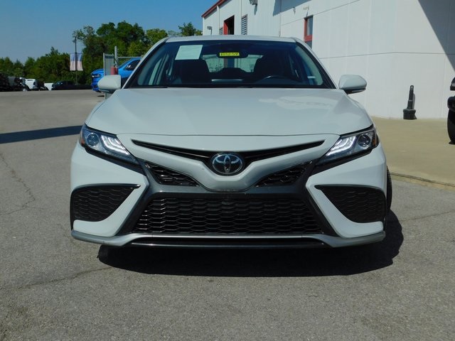 2023 Toyota Camry XSE photo 3