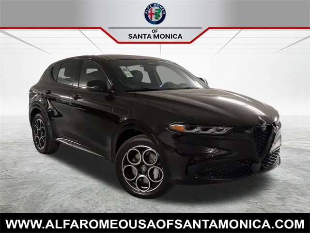 2025 Alfa Romeo Tonale Base
