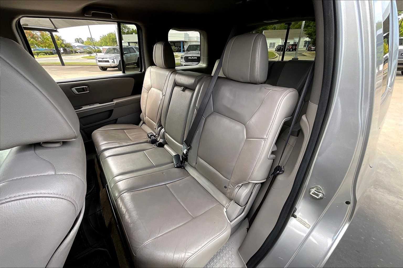 2014 Honda Pilot EX-L photo 18
