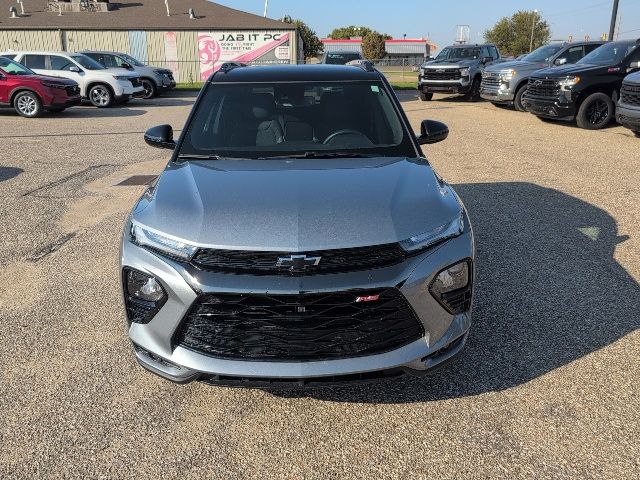 2023 Chevrolet Trailblazer RS photo 2