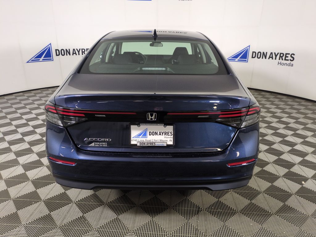 2025 Honda Accord SE photo 4