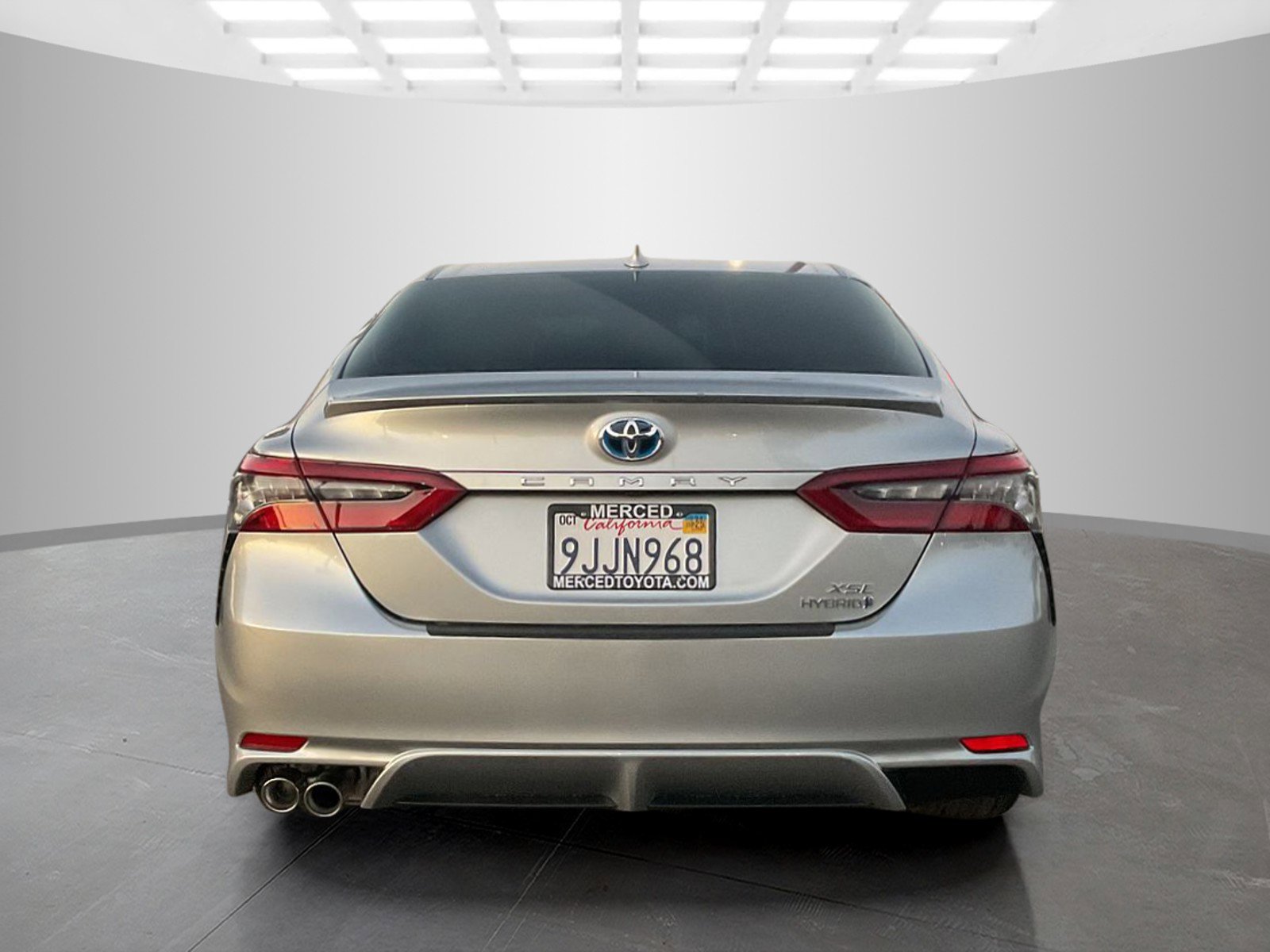 2024 Toyota Camry Hybrid XSE photo 4