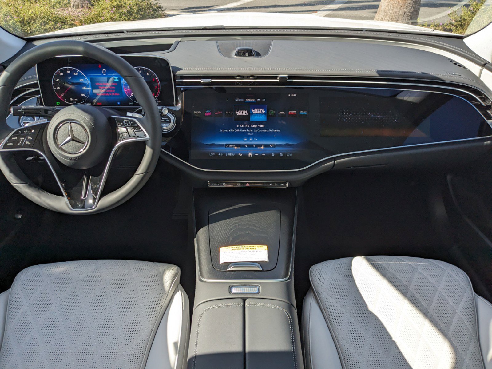 2025 Mercedes Benz E 350 photo 4
