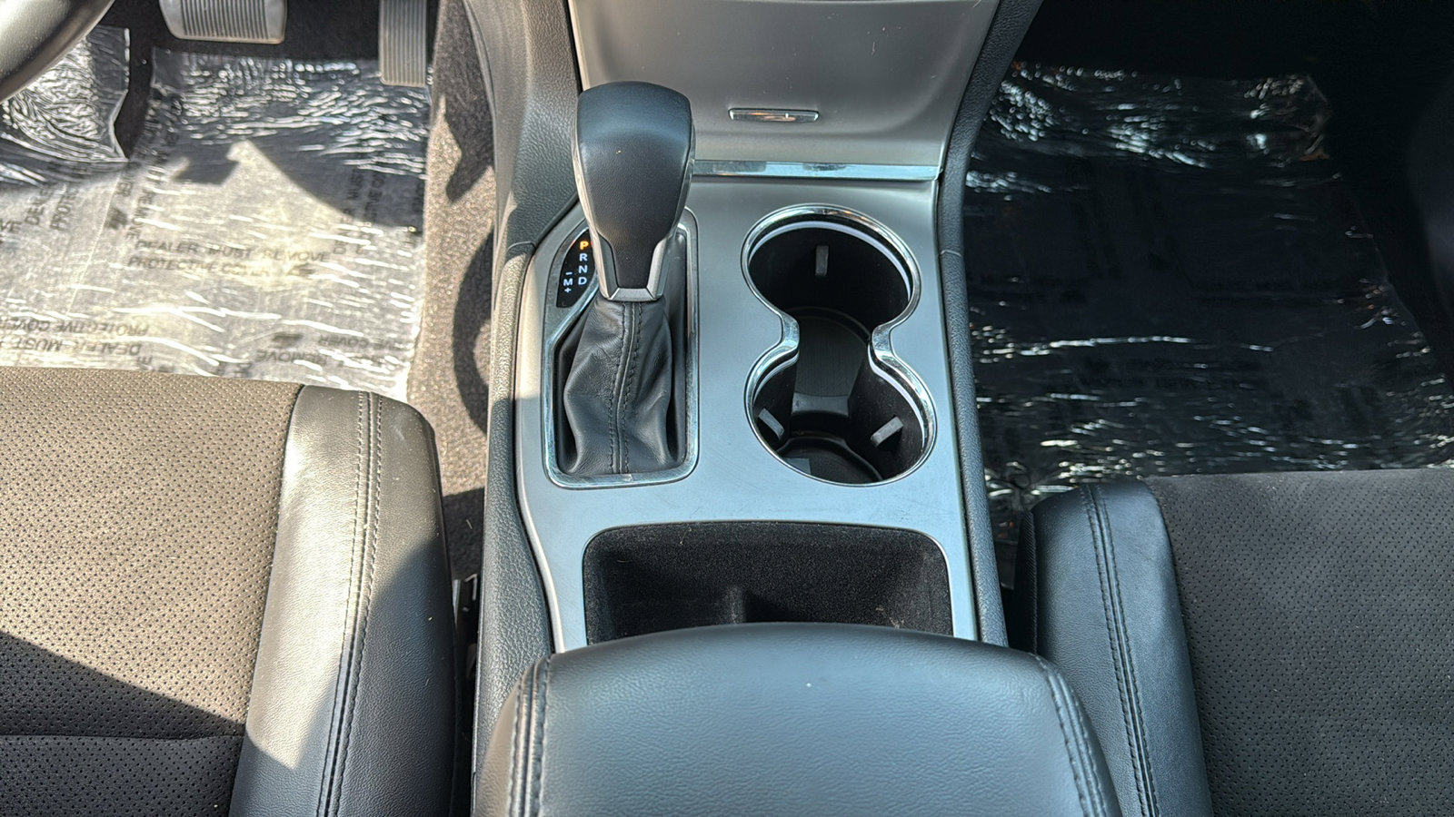 2021 Jeep Grand Cherokee Laredo X photo 19