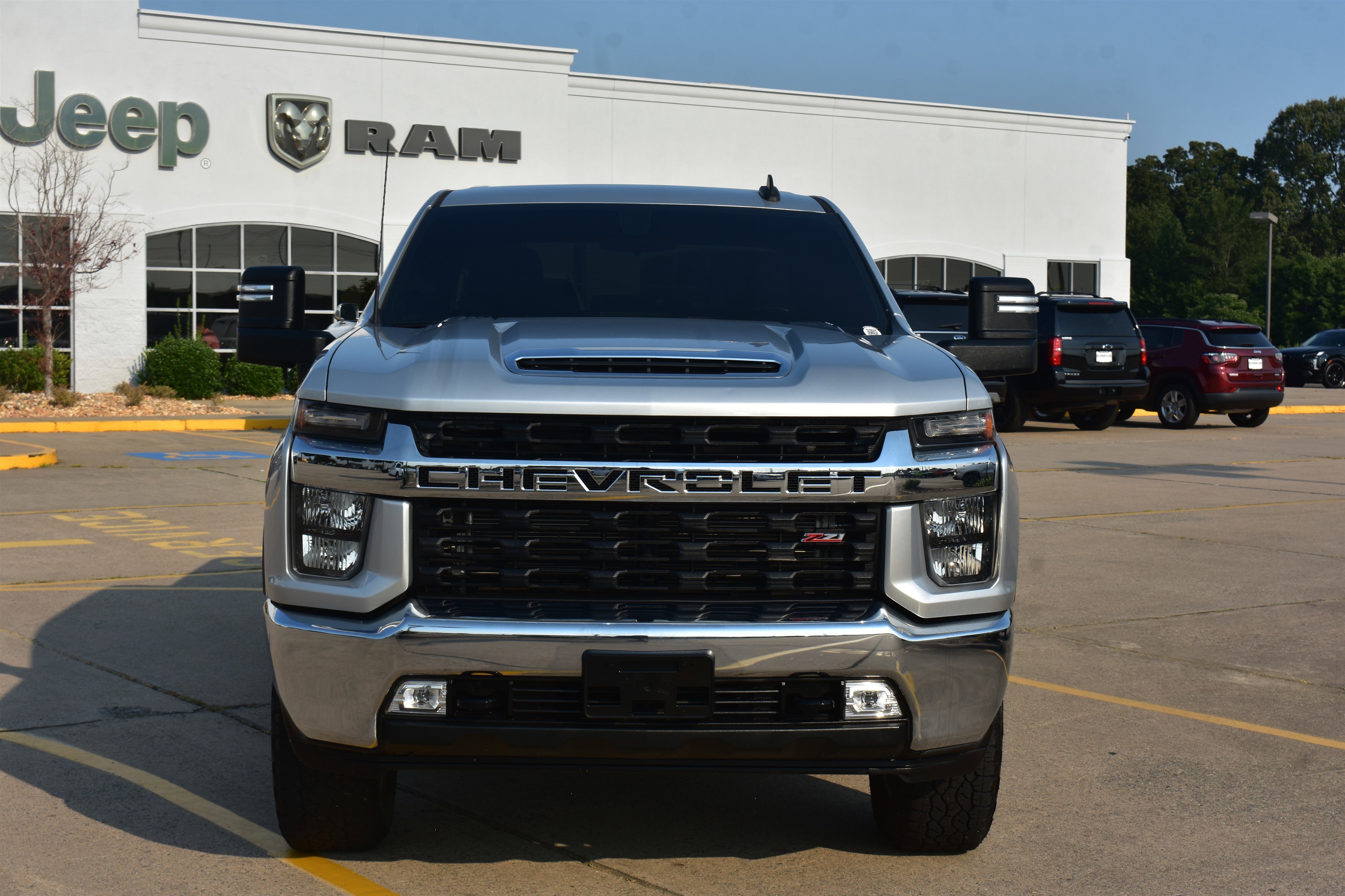 Used 2022 Chevrolet Silverado 2500HD LT with VIN 1GC4YNEY2NF157183 for sale in Little Rock