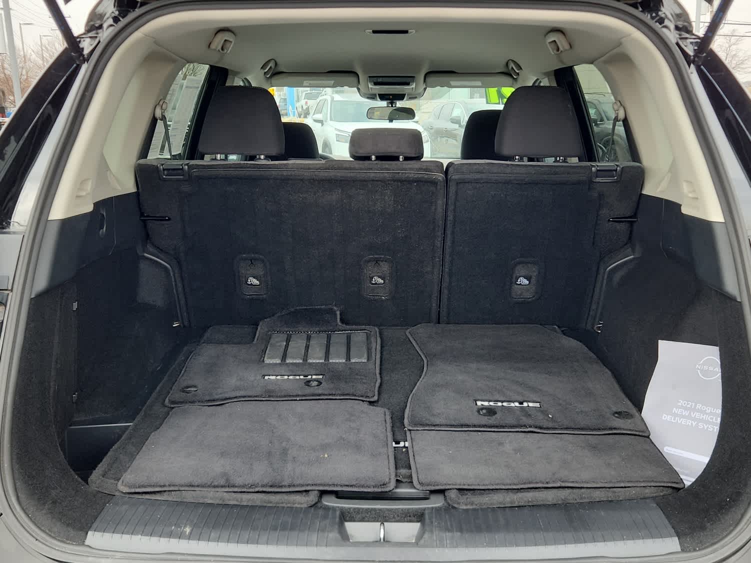 2021 Nissan Rogue SV photo 20
