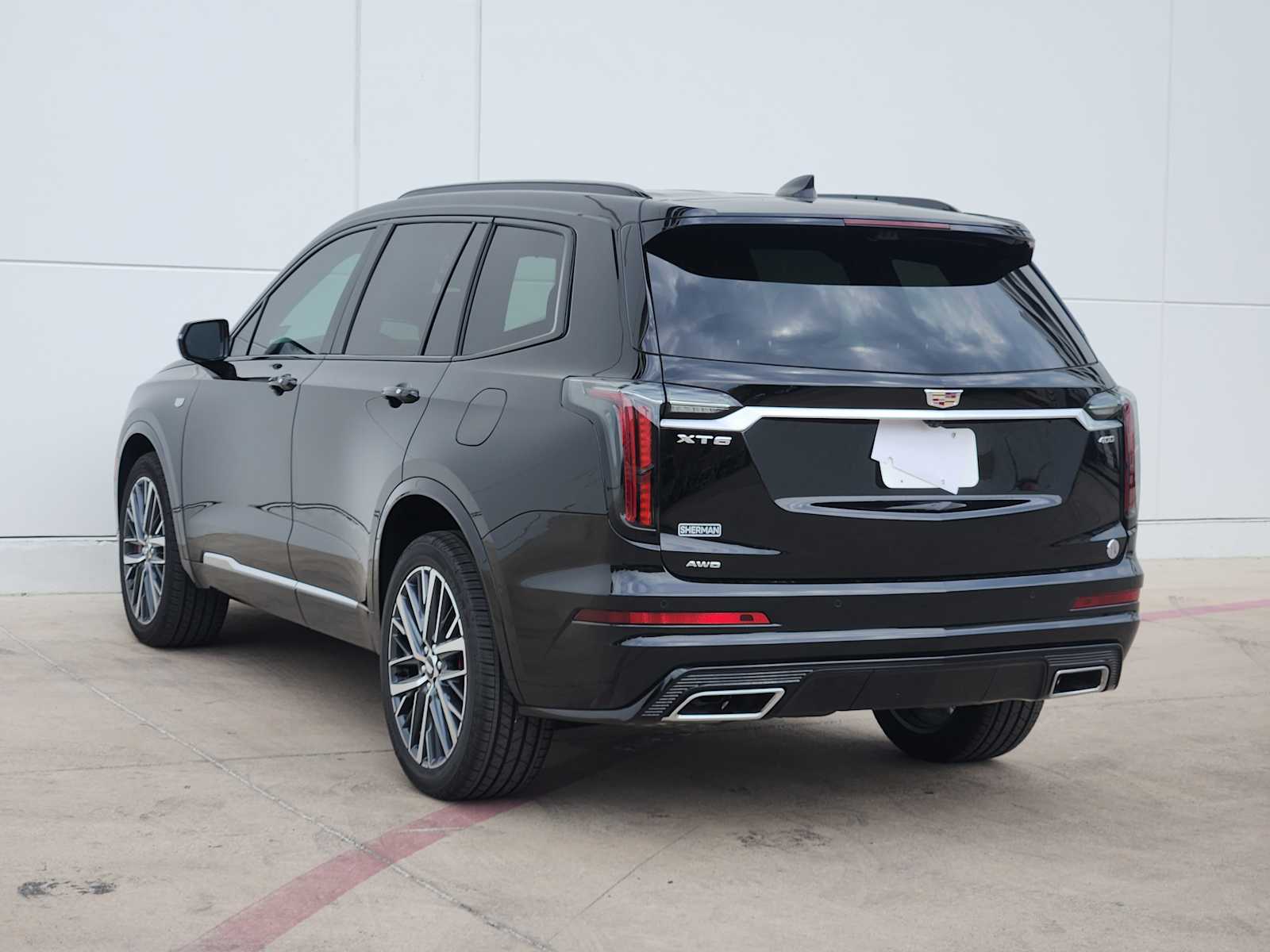 2025 Cadillac XT5 Sport photo 2