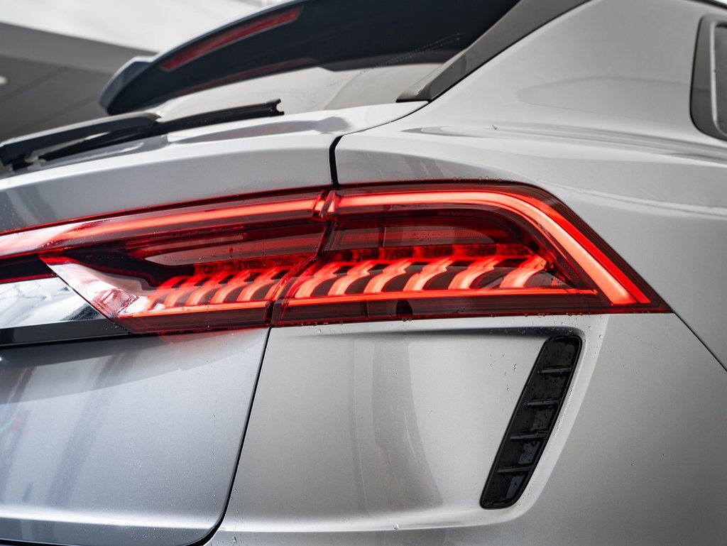 2021 Audi RS Q8 photo 15